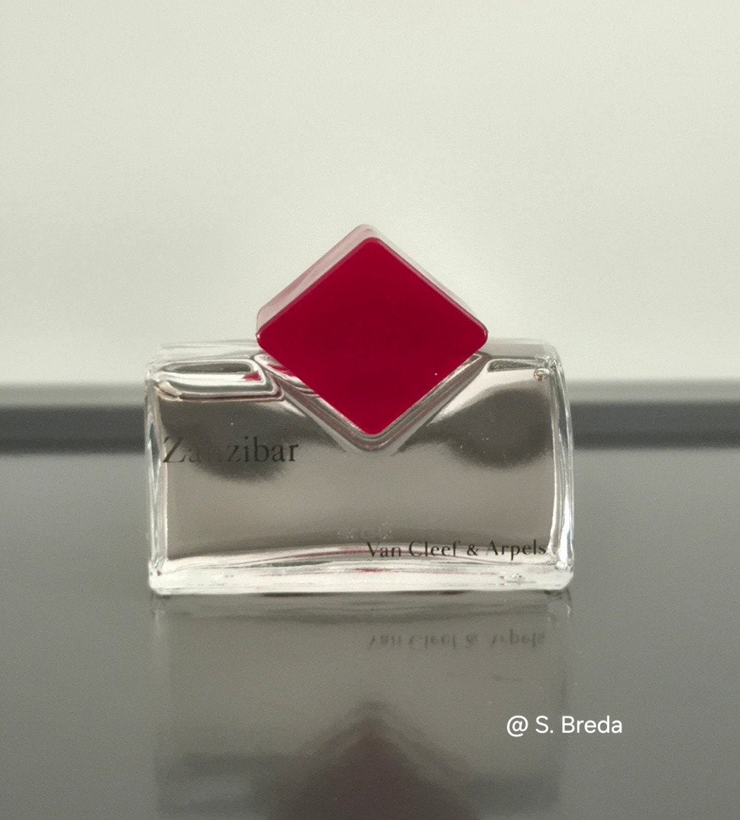 Van Cleef & Arpels - Zanzibar - volle miniatuur, Verzamelen, Ophalen of Verzenden, Zo goed als nieuw, Miniatuur, Gevuld