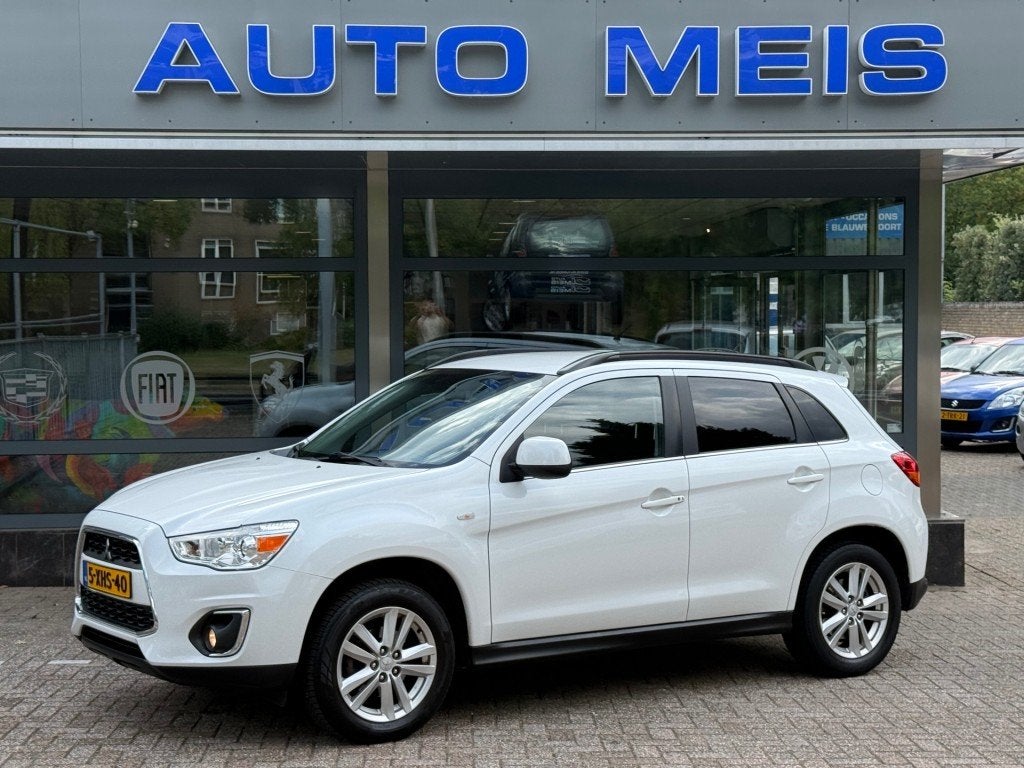 Mitsubishi ASX 1.6 ClearTec invite+ Airco Trekhaak, Auto's, Voorwielaandrijving, Euro 5, Gebruikt, 4 cilinders