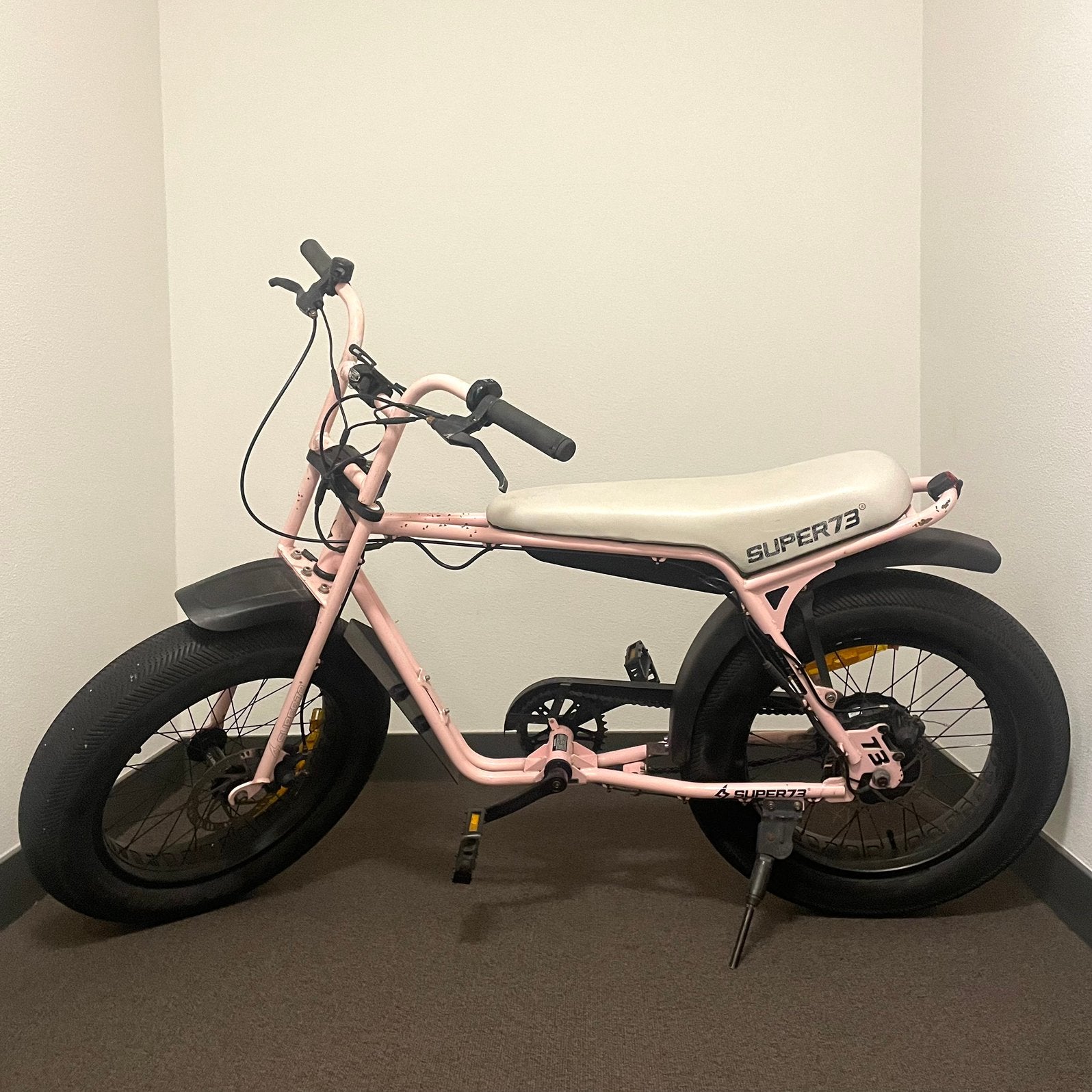 Super 73 ZG Millenial Pink, Ophalen of Verzenden, Gebruikt, Overige merken