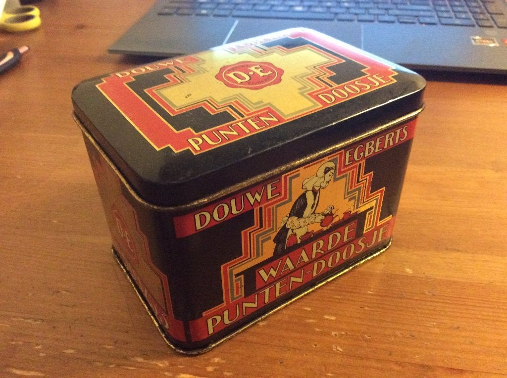 Douwe Egberts Waardepunten blikje. 12 x 8 x 8 cm, Ophalen of Verzenden, Gebruikt, Overige, Douwe Egberts