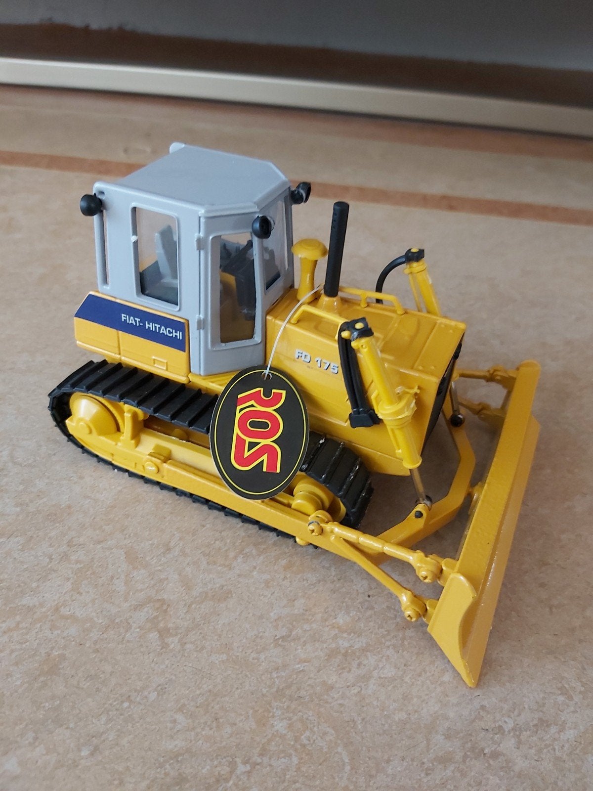Fiat-Hitachi FD14E hydr. Bulldozer van ROS in de OVP 1/32, Ophalen of Verzenden, Nieuw, Tractor of Landbouw, Overige merken