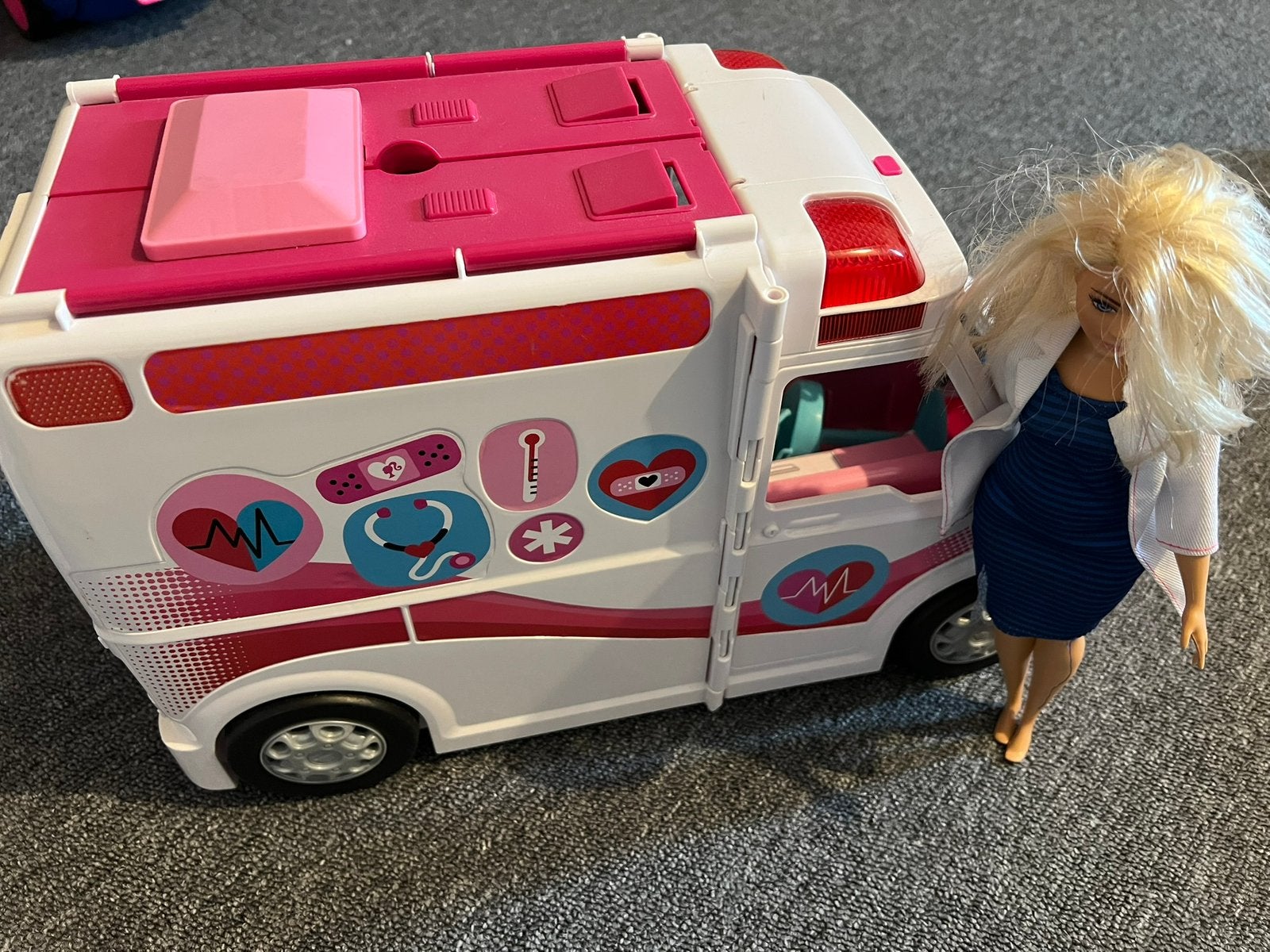 Barbie ambulance, Ophalen, Zo goed als nieuw