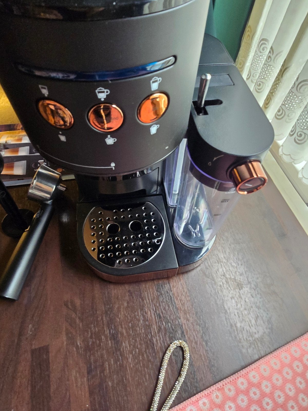 Foto 5 van BluMill Koffiemachine - Pistonmachine - Espressomachine €95,