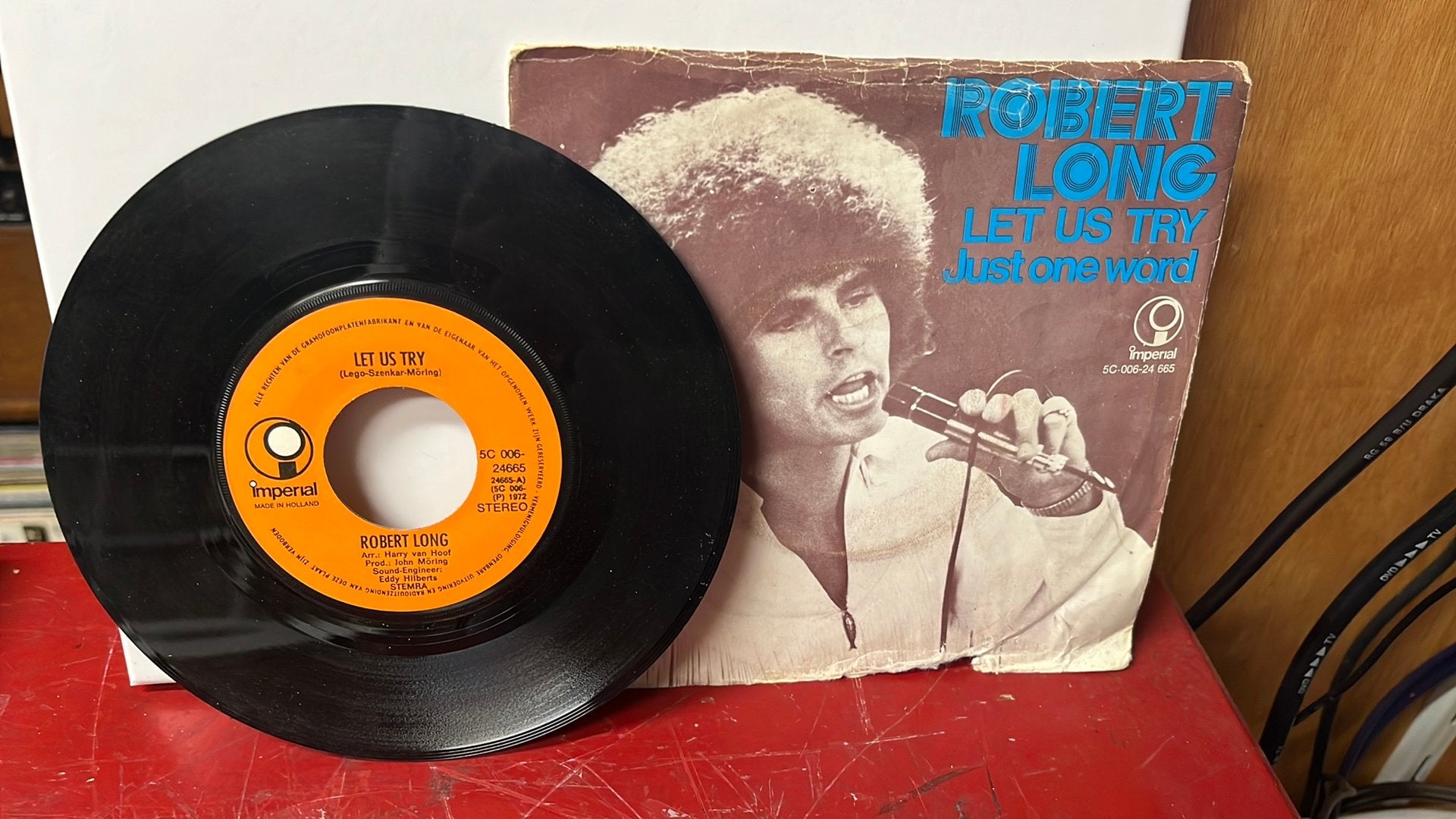 Robert Long Let us try, Ophalen of Verzenden, Gebruikt, Pop