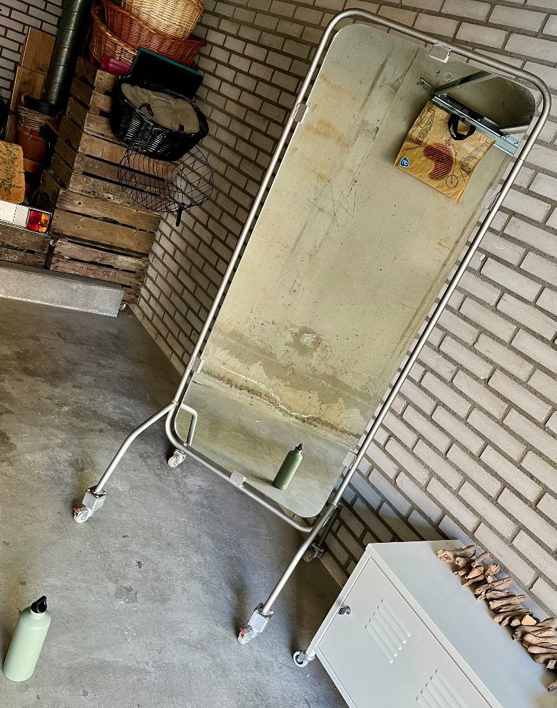 Grote spiegel  ten voeten uit fysiotherapie, Huis en Inrichting, Ophalen, Gebruikt, 150 tot 200 cm, Rechthoekig