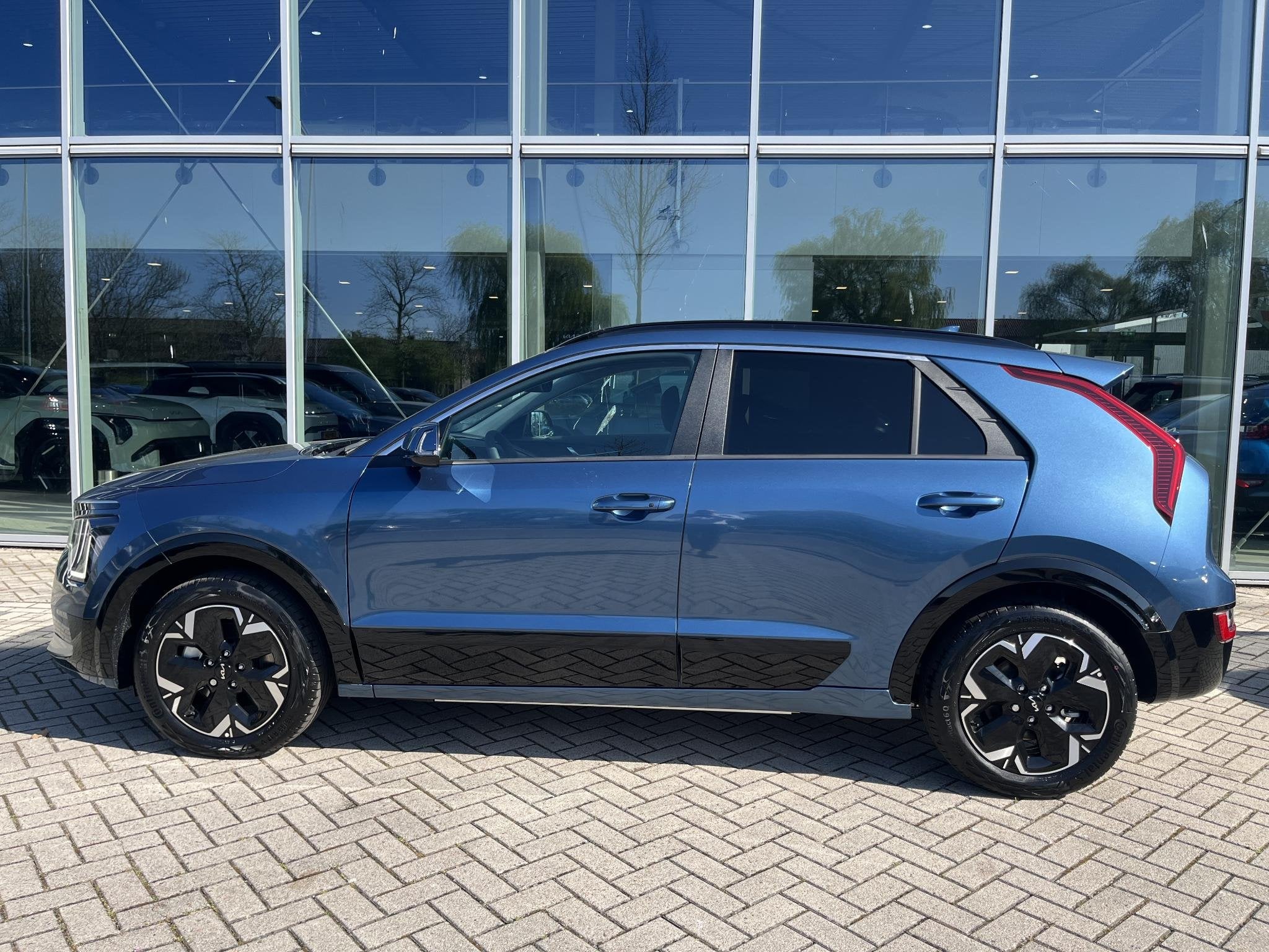 Kia Niro EV DynamicPlusLine 64.8 kWh |Bel voor demo prijs| H, Automatische klimaatregeling, 750 kg, Origineel Nederlands, 420 min