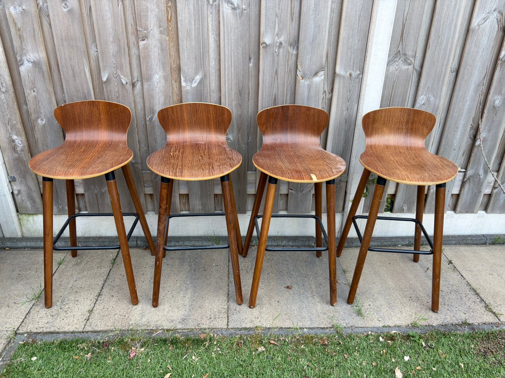 Bar stoelen hout, Huis en Inrichting, Barkrukken, Ophalen, Gebruikt, 60 tot 90 cm, 4 krukken