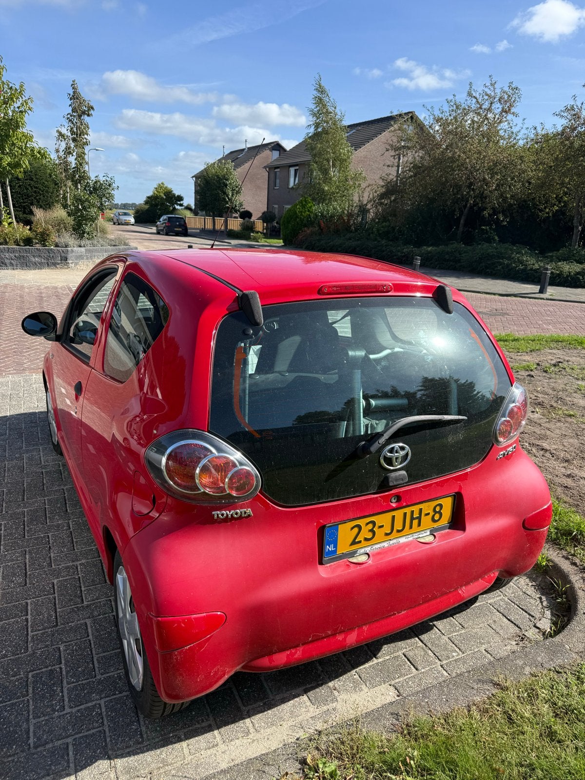 Toyota Aygo 1.0 12V Vvt-i 3DRS MMT 2009 Rood, Auto's, Voorwielaandrijving, 4 stoelen, 68 pk, Origineel Nederlands