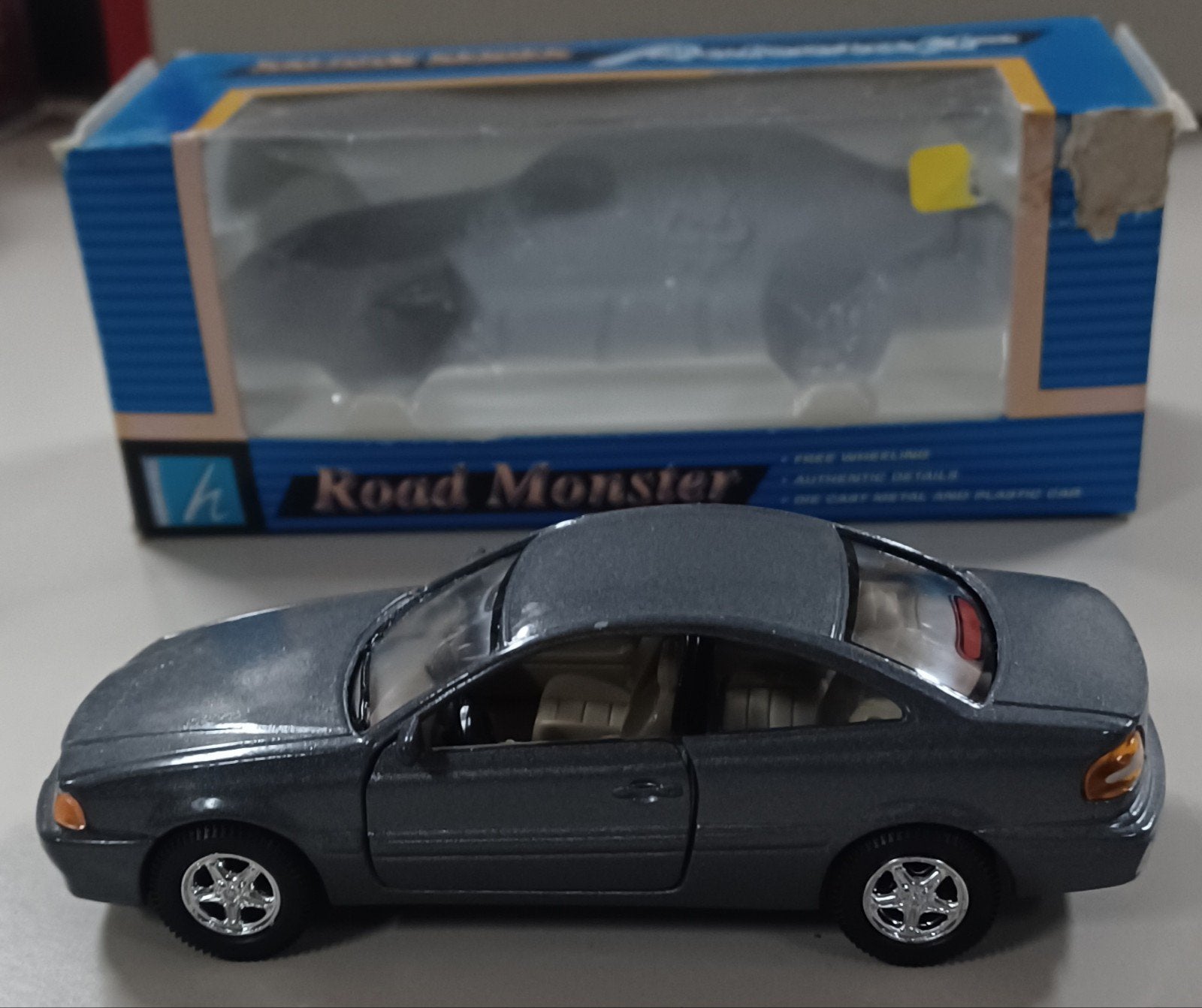 Nieuwe Volvo C70 coupé uit verzameling, nooit mee gespeeld., Ophalen of Verzenden, Nieuw, Auto, Overige merken