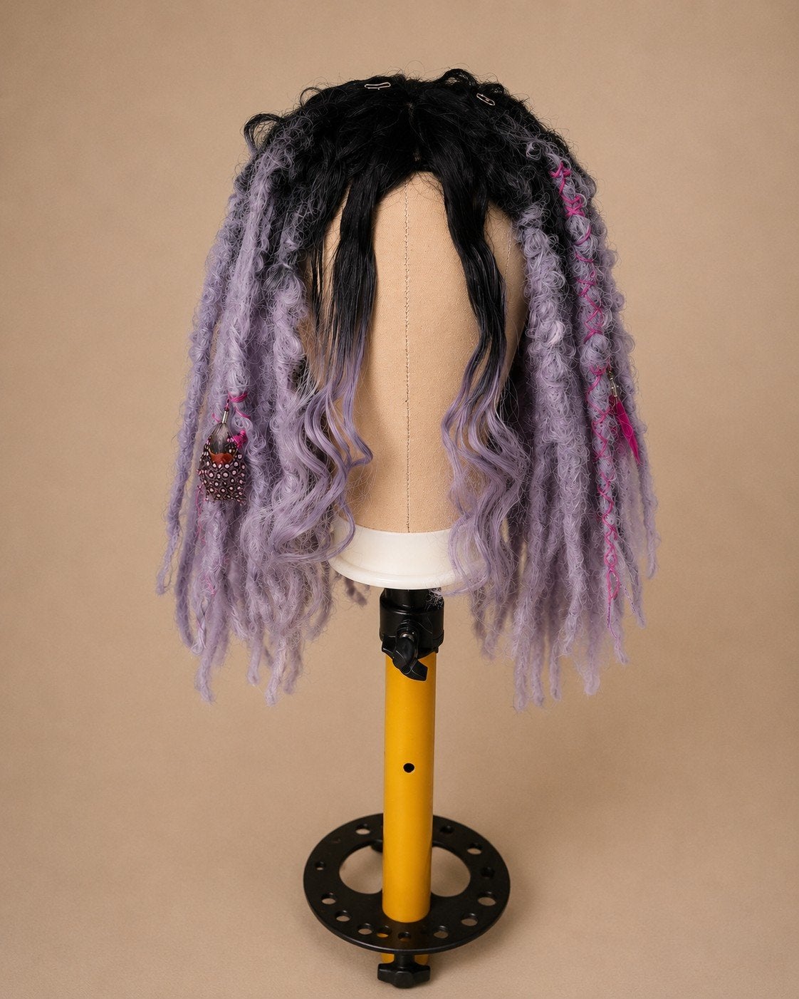 Messy lila pastel dreadlock wig, Ophalen of Verzenden, Nieuw, Pruik of Haarverlenging