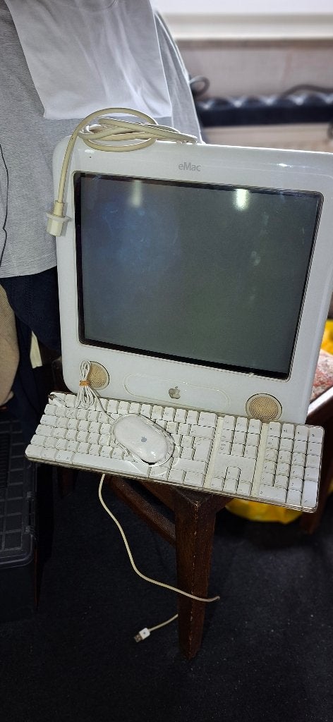 Apple e-Mac uit 2002 cpl, Ophalen, Gebruikt, Minder dan 4 GB, HDD