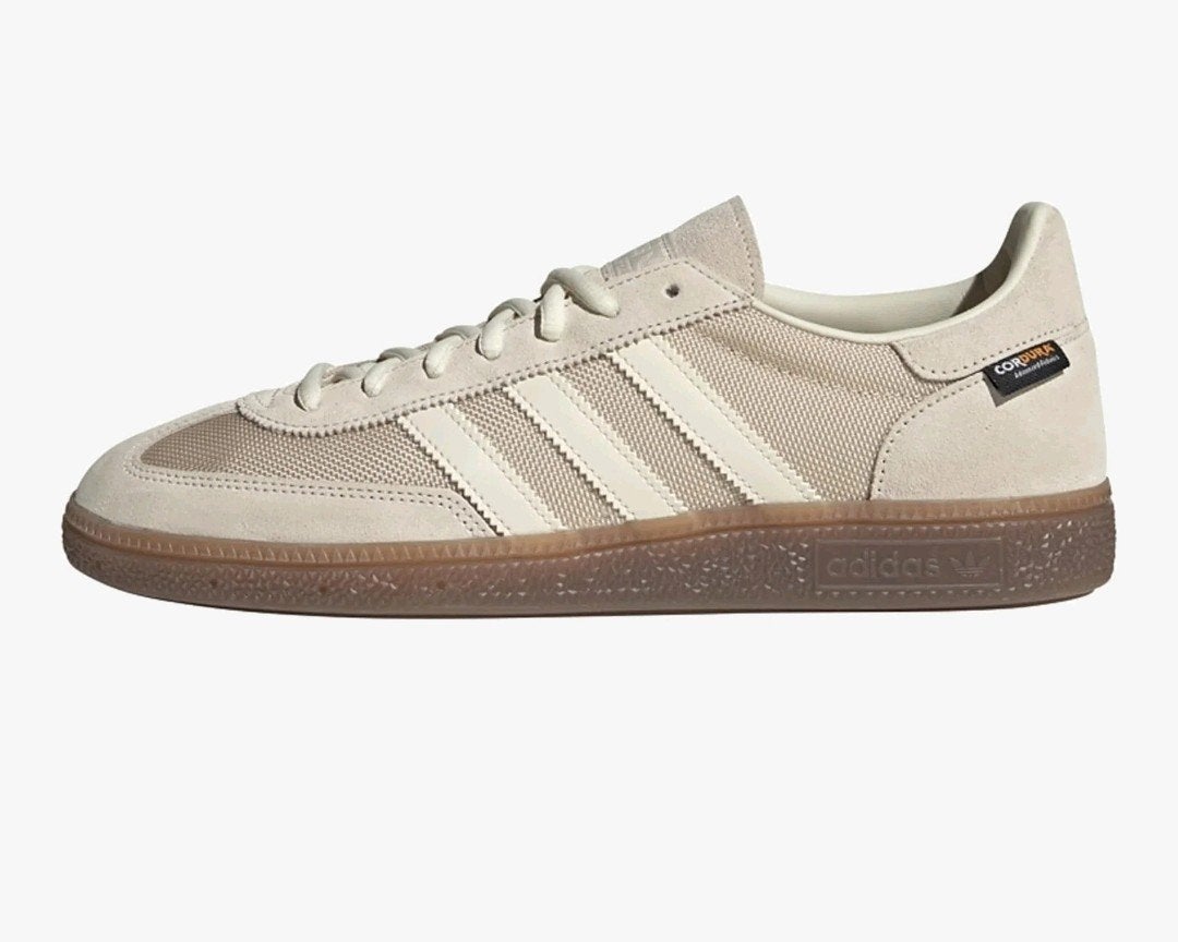 Beige Adidas Spezial sneakers maat 40.5, Adidas, Beige, Ophalen of Verzenden, Sneakers of Gympen