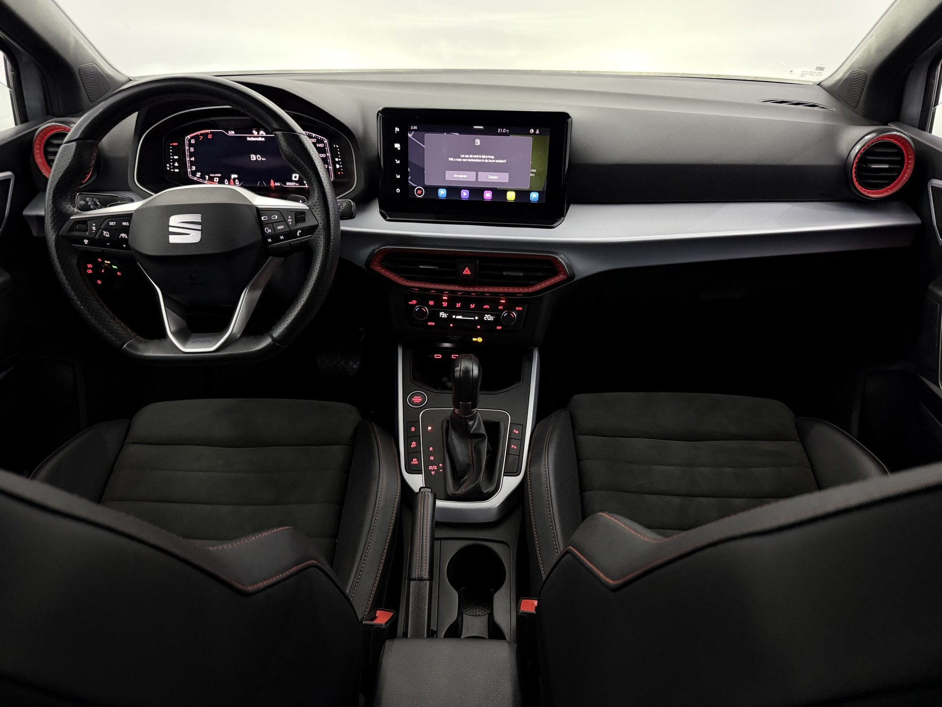 SEAT Arona 1.5 EcoTSI FR Style Business Connect Camera, Navi, Auto's, 1131 kg, Automatische klimaatregeling, Arona, 4 cilinders