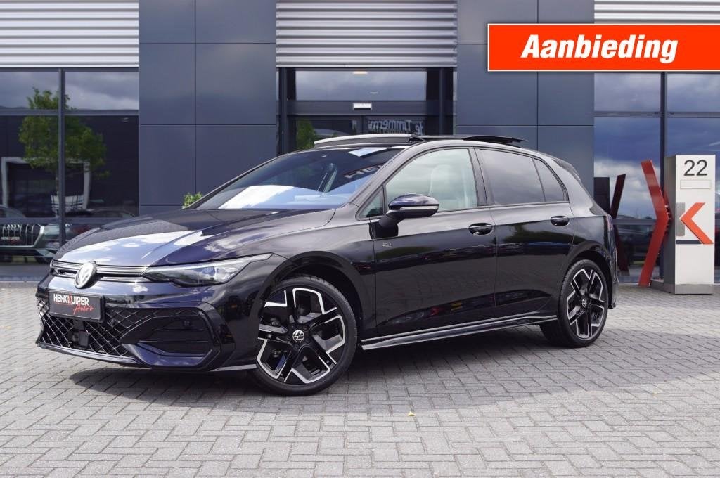 Volkswagen GOLF R-line 1.5 eTSI 150pk DSG facelift Black sty, Auto's, Volkswagen, Automaat, 4 cilinders, Zwart, Bedrijf