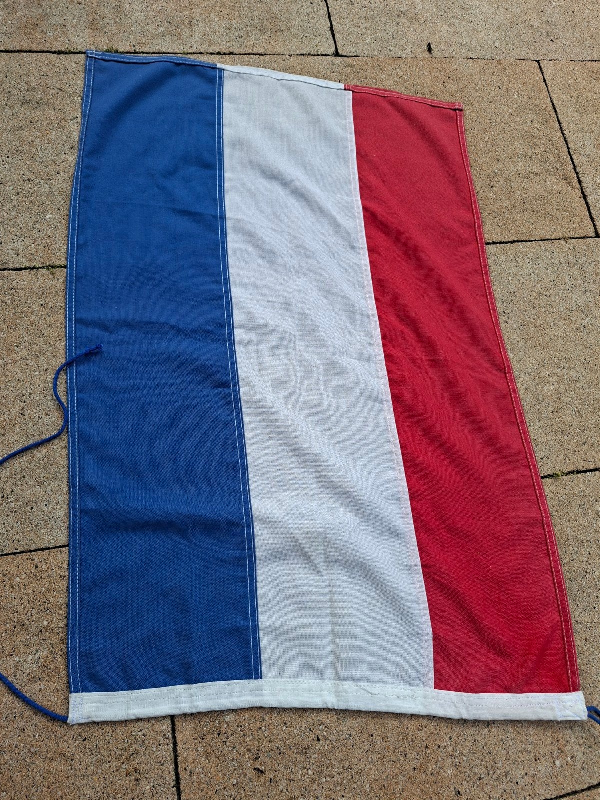 Te koop Nederlandse vlag 75 cm bij 50 cm, Ophalen, Nieuw