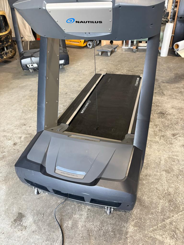 2x Nautilus T916 Loopbanden, Ophalen, Gebruikt, Metaal, Loopband