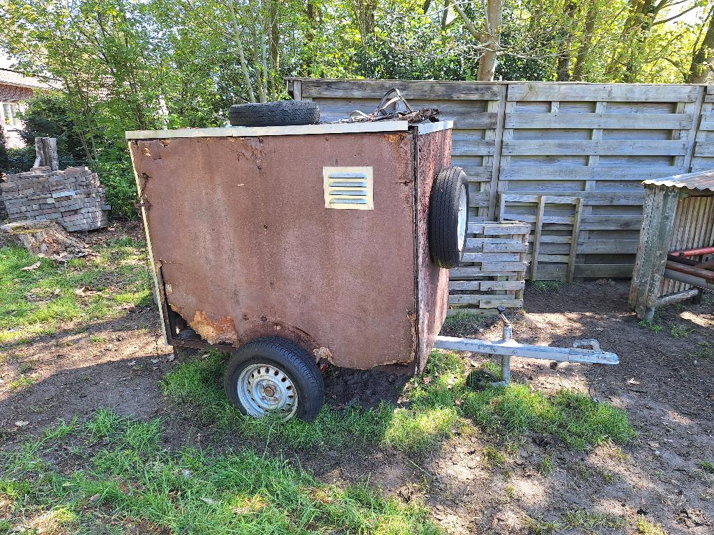 Kleinvee wagen opknapper, Meerdere dieren, Geit, 6 jaar of ouder