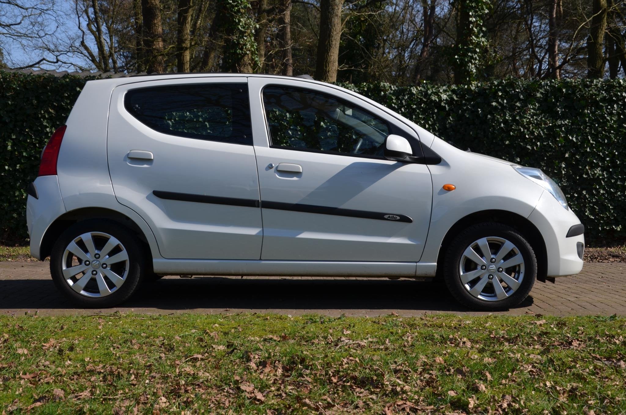 Suzuki Alto 1.0 Exclusive Automaat/Cabrio-Dak/Airco/Lmv/Cr-C, Euro 5, Gebruikt, 4 stoelen, Origineel Nederlands