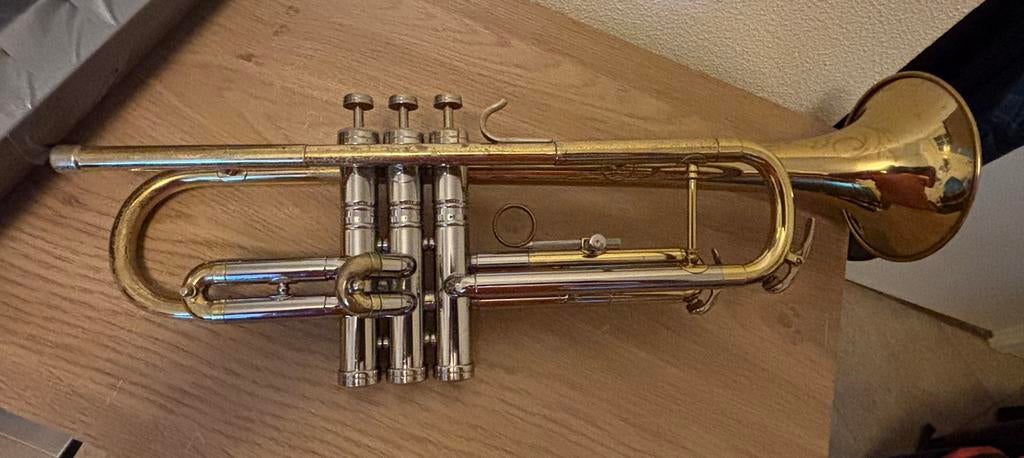 Trompet Conn Victor 22b, Muziek en Instrumenten, Blaasinstrumenten | Trompetten, Ophalen of Verzenden, Gebruikt, Bes-trompet