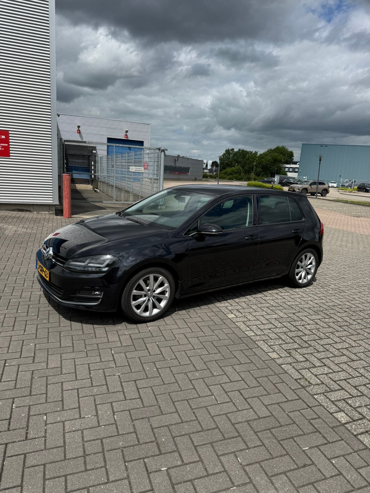 Volkswagen Golf 1.2 TSI 77KW 5D 2013 Zwart, Auto's, Voorwielaandrijving, 4 cilinders, 610 kg, Origineel Nederlands