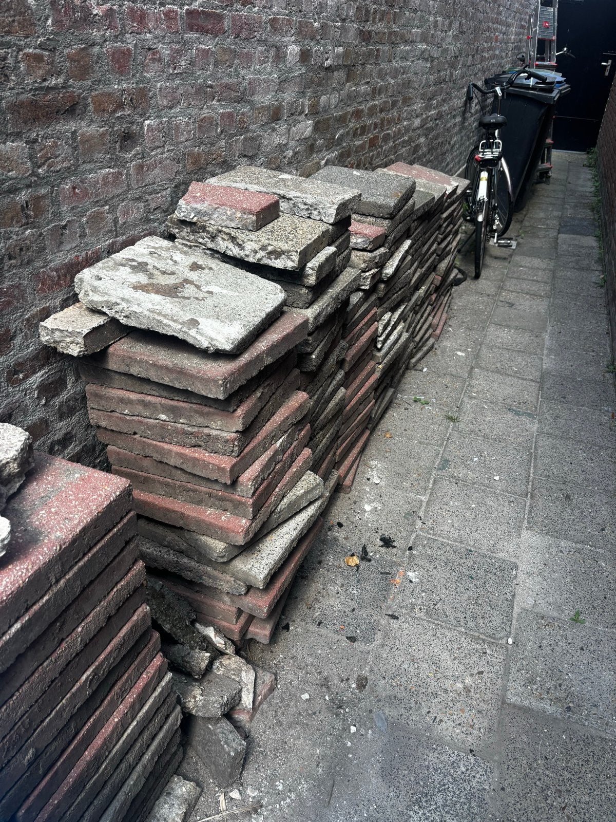 Gebruikte terrastegels en klinkers - diverse soorten, Ophalen, Gebruikt, Klinkers, 10 m² of meer