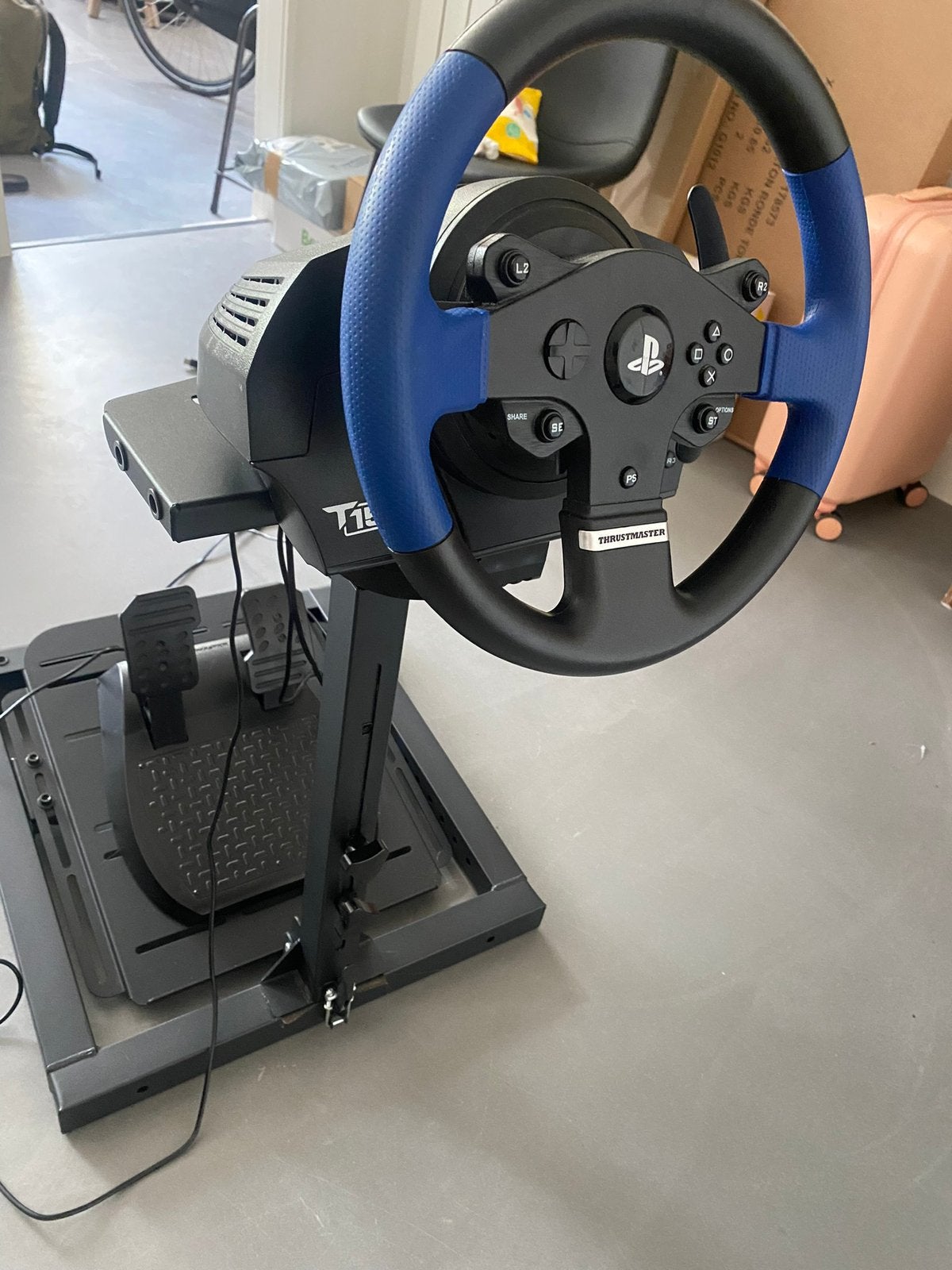 Thrustmaster Gaming stuur met next level gaming Wheelstand, Eén persoon, Cadeaubon