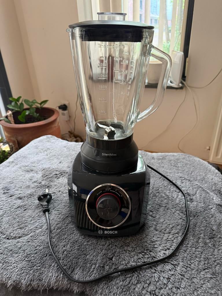 Bosch SilentMixx Blender - Krachtig en Stil, Ophalen, Zo goed als nieuw, Blender