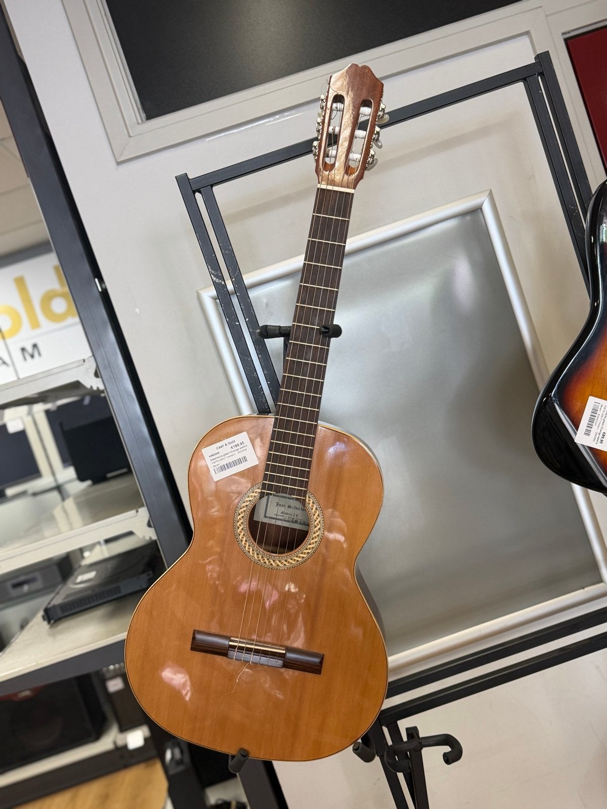 Juan Salvador Modelo 2C Klassieke Gitaar - Zo goed als nieuw, Klassieke of Spaanse gitaar, CASH&GOLD@gmail.com, Ophalen of Verzenden