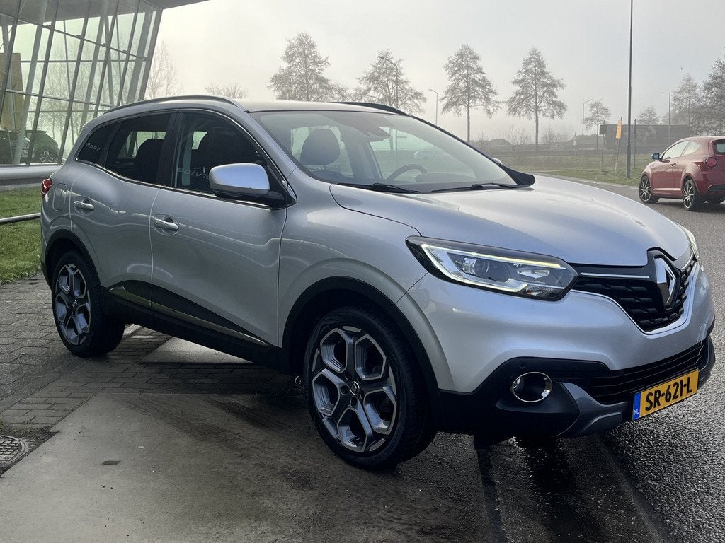 Renault Kadjar TCe 130 PK Extase / Automaat / Pano-dak / Key, Auto's, Renault, Gebruikt, 4 cilinders, Bedrijf, 131 pk