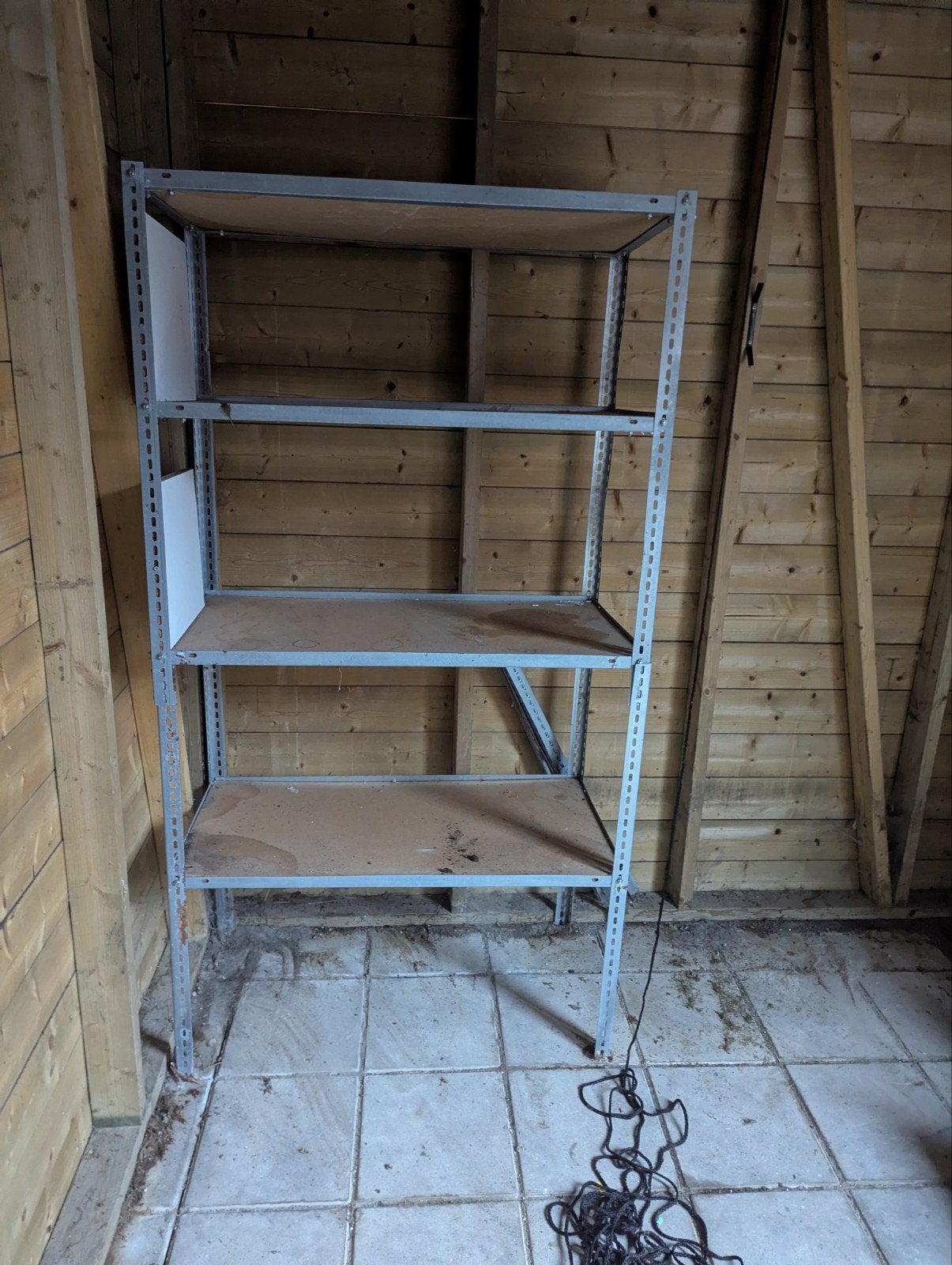 Stellingkast, Ophalen, Gebruikt