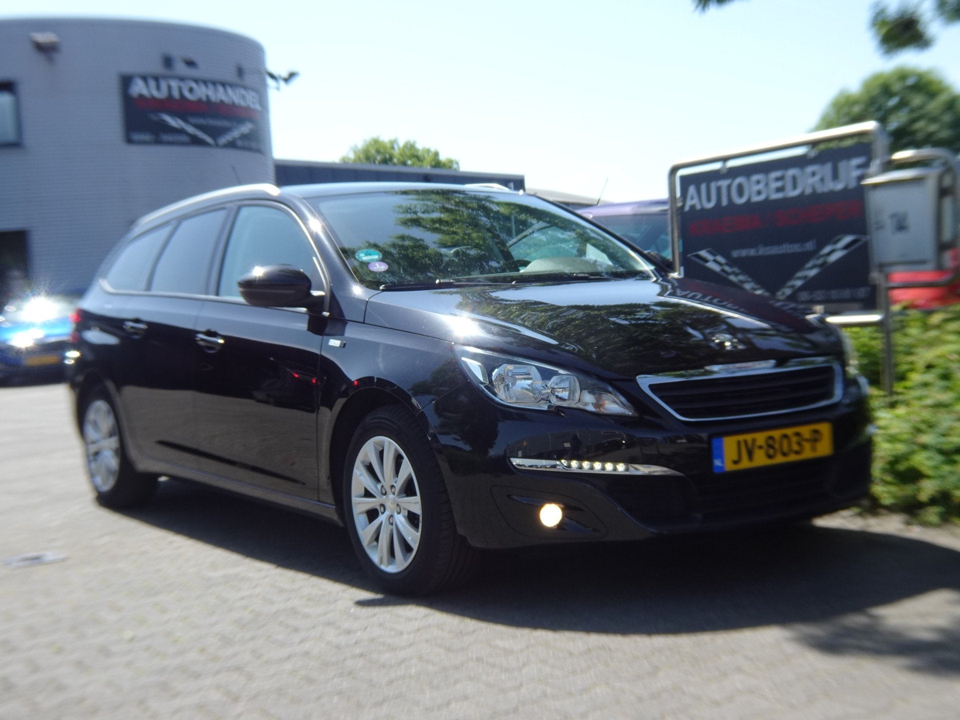 Peugeot 308 SW 1.2 PureTech Style (bj 2016), Auto's, Voorwielaandrijving, Gebruikt, Euro 6, 1199 cc