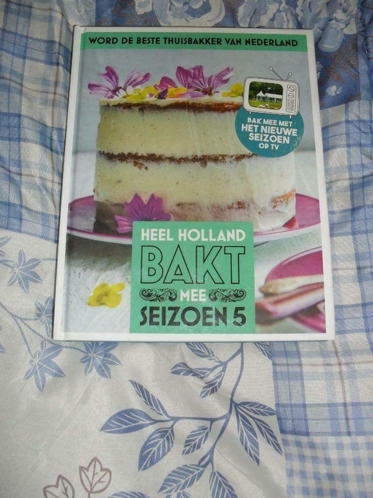 Heel Holland bakt mee seizoen 5 (M30), Boeken, Ophalen of Verzenden, Zo goed als nieuw, Nederland en België