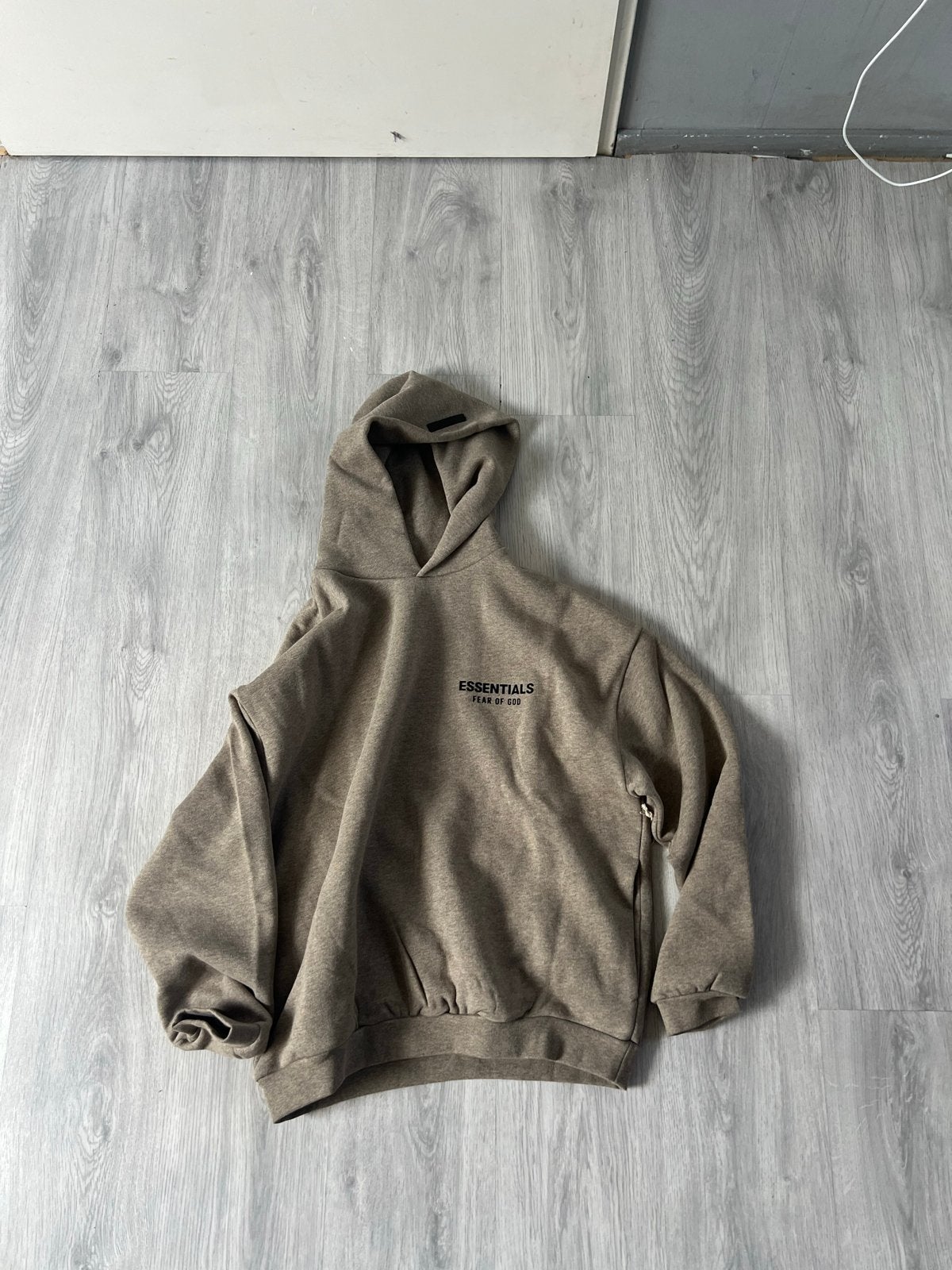 Essentials Fear of God Hoodie - Maat S (valt ruimer), Ophalen of Verzenden, Gedragen, Maat 46 (S) of kleiner, Bruin