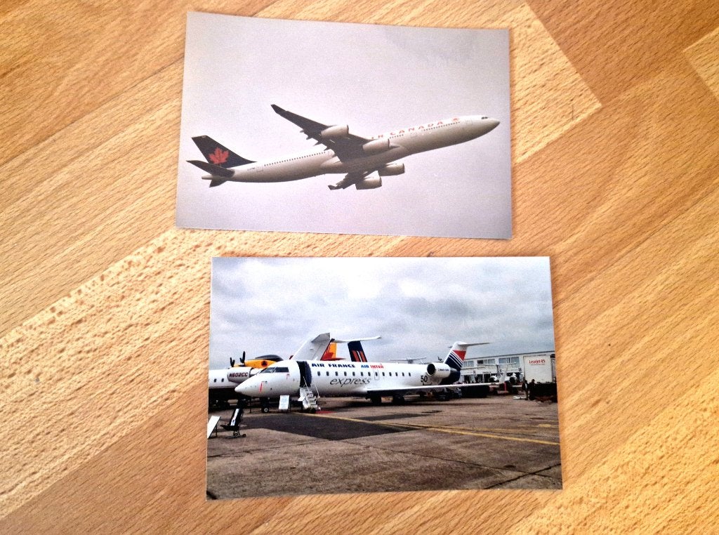 2 foto's Paris le Bourget airshow 1995, CRJ, Air Canada A340, Ophalen of Verzenden, Zo goed als nieuw, Kaart, Foto of Prent