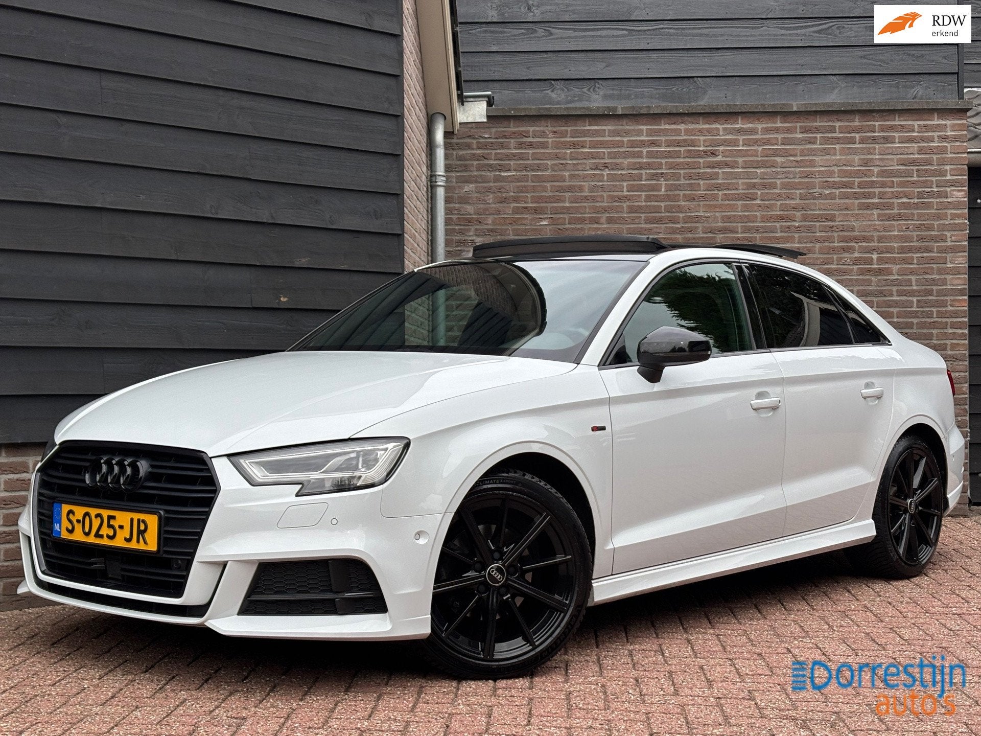 Audi A3 Limousine 35 TFSI CoD Advance Sport | S-Line | Autom, Auto's, Audi, 4 cilinders, 150 pk, Wit, Bedrijf