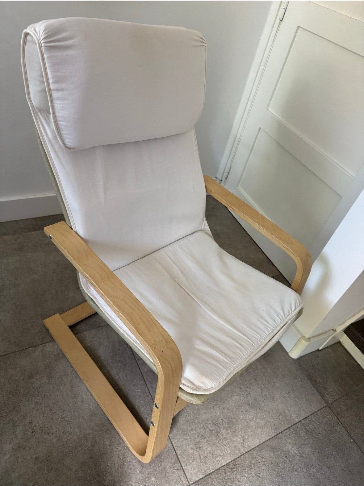 IKEA POÄNG fauteuil - Comfortabel en tijdloos design, Huis en Inrichting, Fauteuils, Ophalen, Zo goed als nieuw, Hout