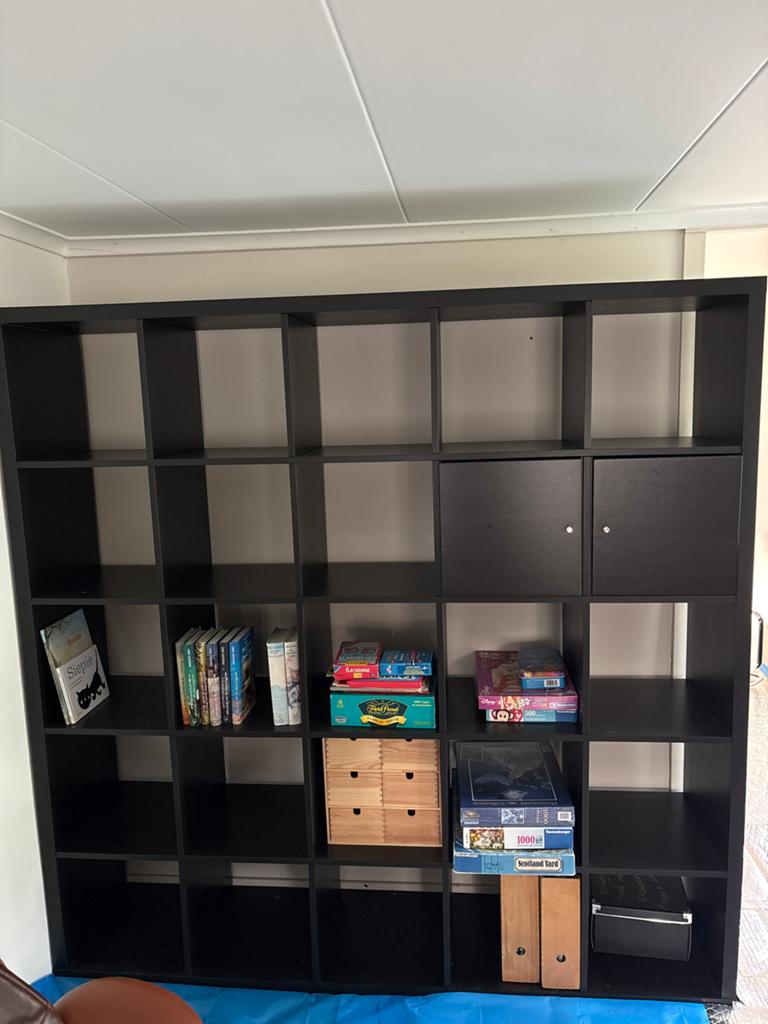 Grote zwarte IKEA Kallax kast met 25 vakken, Ophalen, Gebruikt, 150 tot 200 cm, 25 tot 50 cm