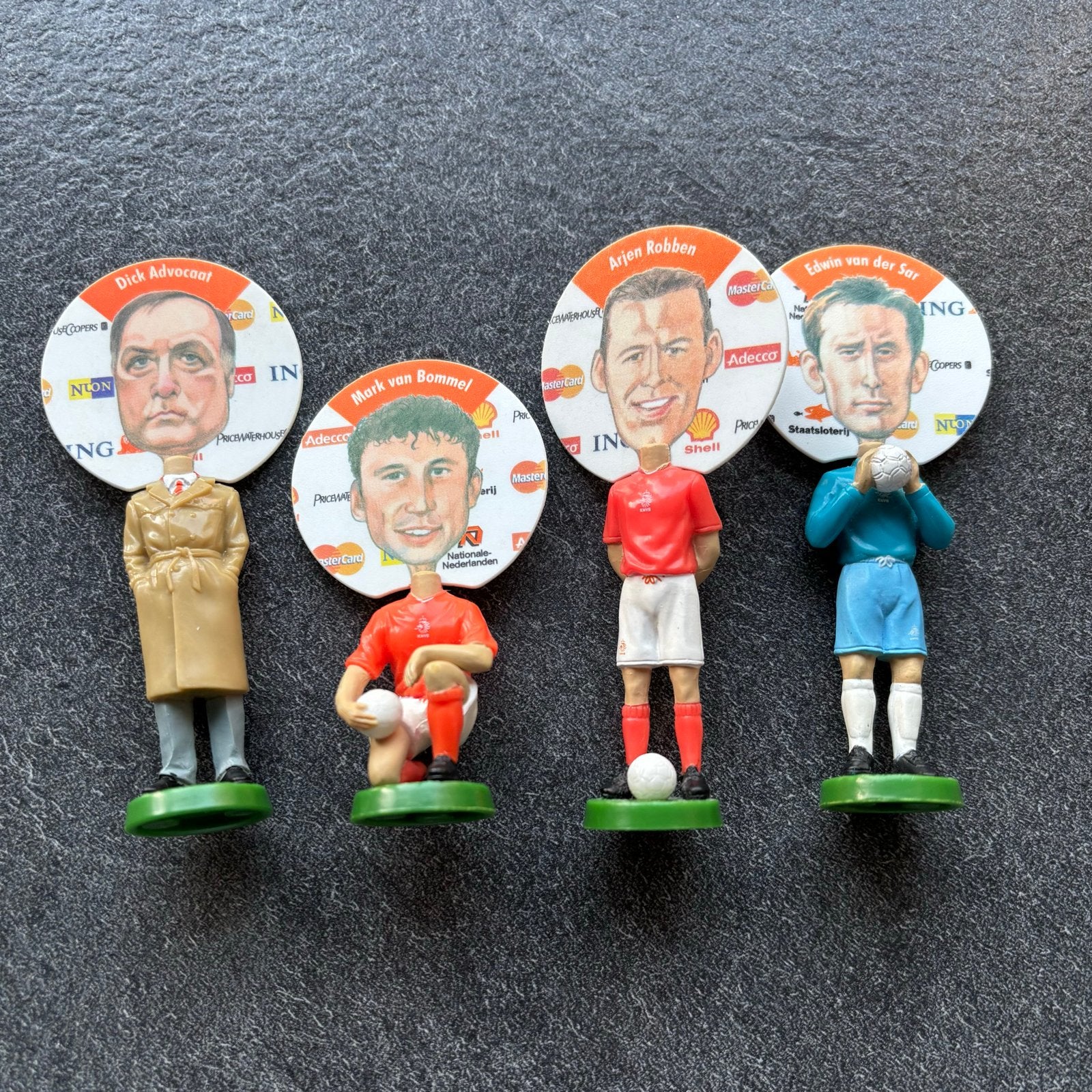 Voetbalbeeldjes Dick Advocaat, Mark van Bommel, Arjen Robben, Verzamelen, Ophalen of Verzenden, Gebruikt, Overige sporten, Beeldje of Poppetje