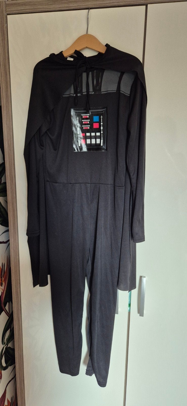 Darth Vader kostuum- Star Wars verkleedkleding, Ophalen, Zo goed als nieuw, 122 t/m 128, Jongen