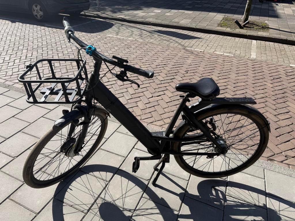 Elektrische Fiets model Azor, Zo goed als nieuw, 51 tot 55 cm, 30 tot 50 km per accu, Ophalen