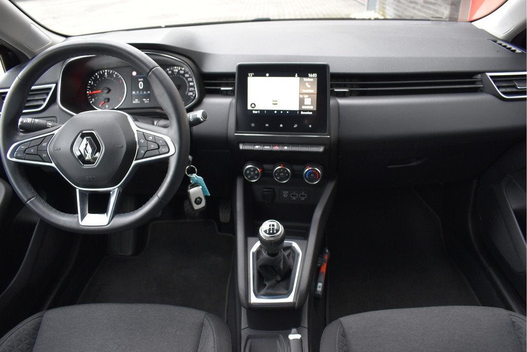 Renault Clio 1.0 TCe Zen Cruise, Carplay, Lane assist, A/C,, Voorwielaandrijving, Gebruikt, Euro 6, 580 kg
