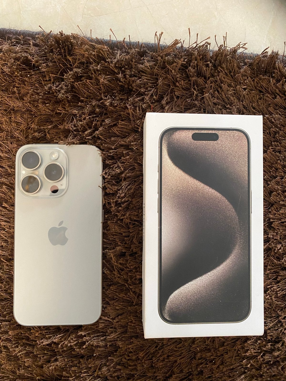Apple iPhone 15 Pro Titanium - Zo goed als nieuw, 128 GB, Ophalen of Verzenden, Zo goed als nieuw, Zonder simlock