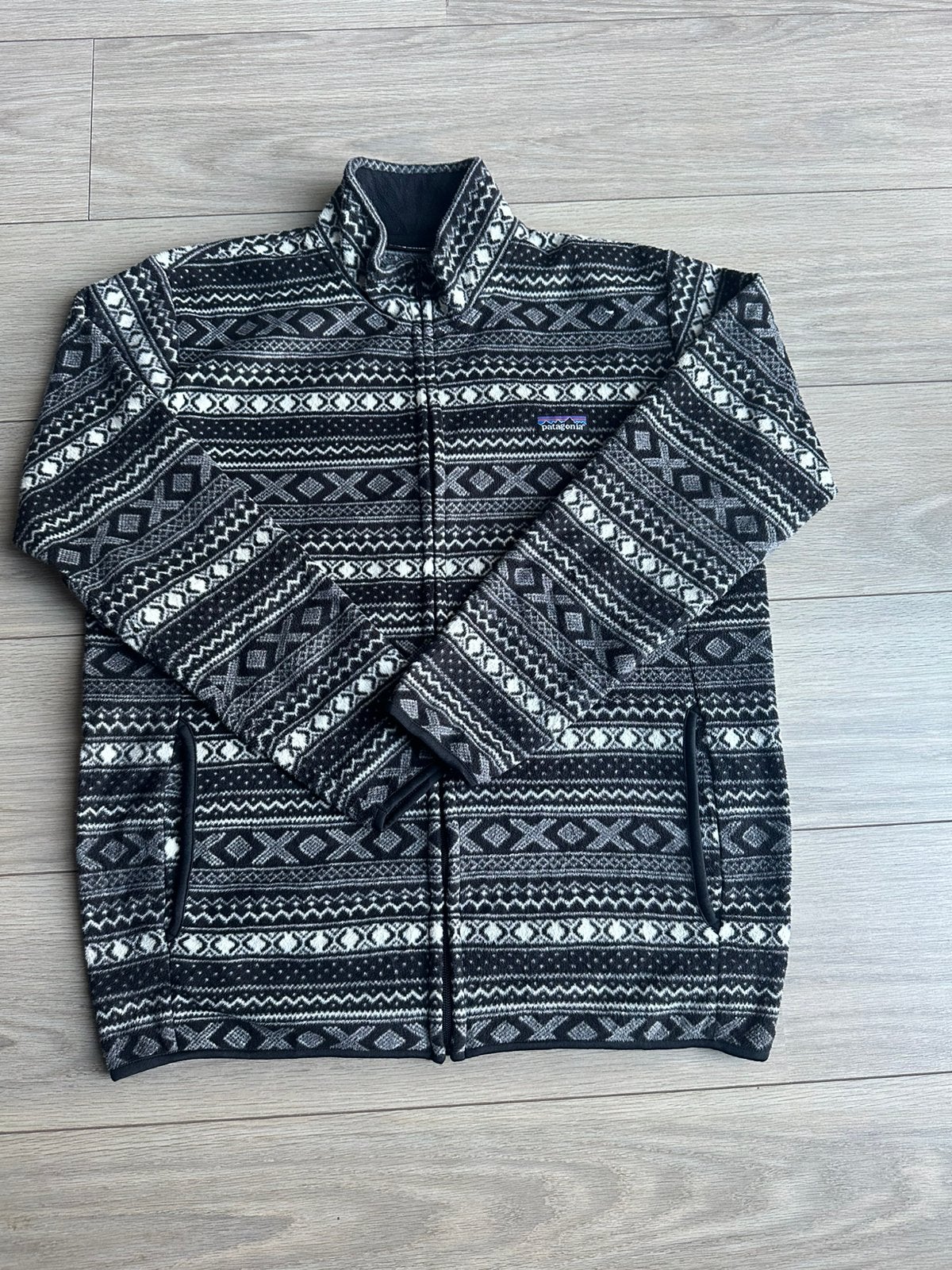 Patagonia Fleece Jack Pattern - XL - Grijs/Zwart, Ophalen of Verzenden, Zo goed als nieuw, Maat 56/58 (XL), Zwart