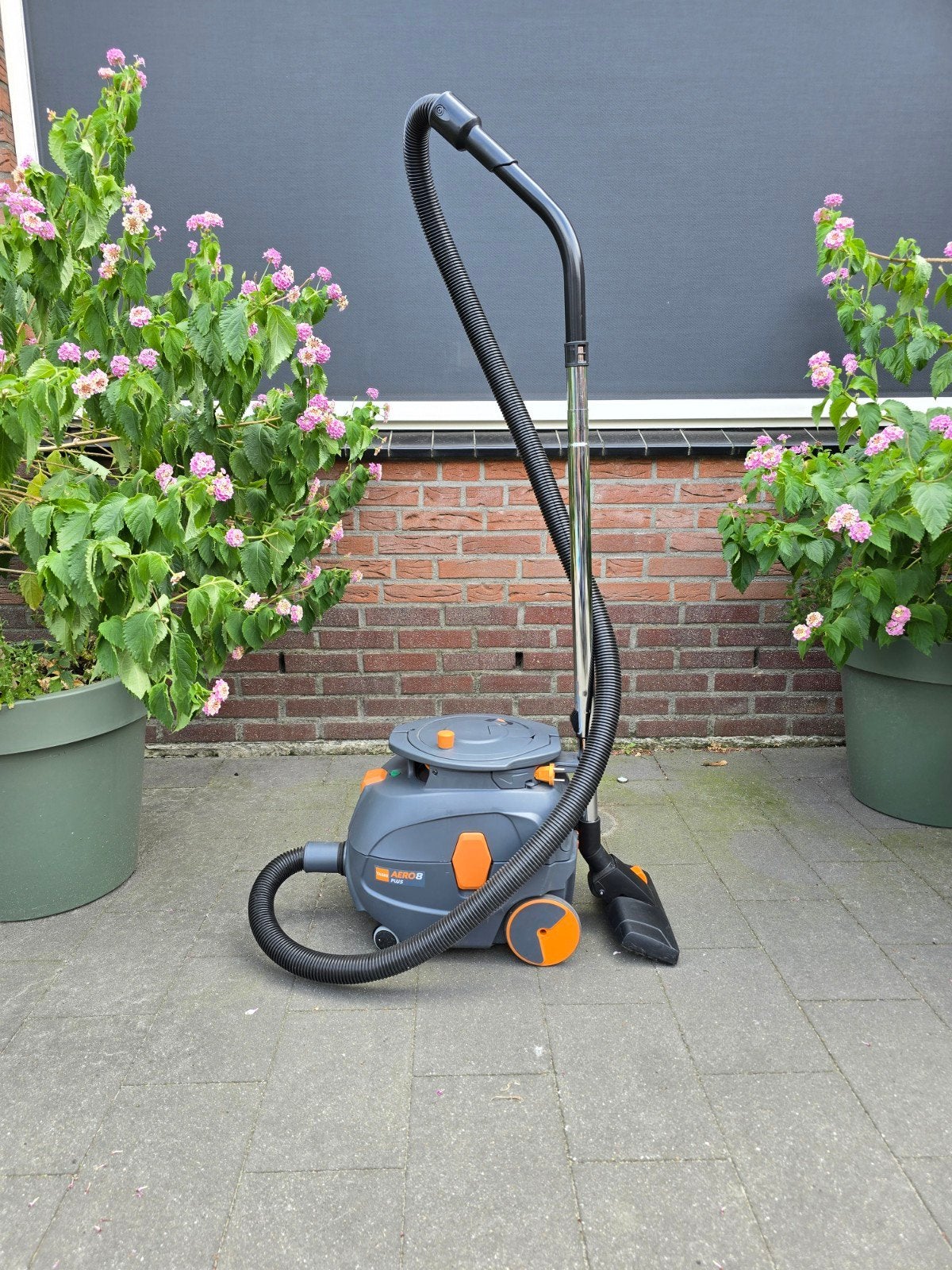 Taski Aero 8 Plus Stofzuiger, Ophalen, Zo goed als nieuw, Industriële stofzuiger, Overige merken
