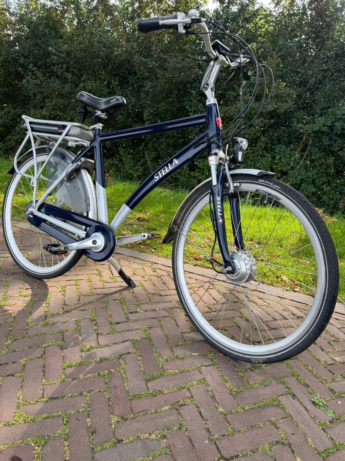 stella azzurro Elektrische fiets nieuwe Accu 500Wh, 55 tot 59 cm, Ophalen, Zo goed als nieuw, 50 km per accu of meer
