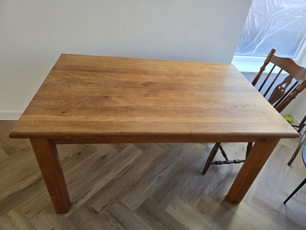 Massief eiken eettafel - 140x90 cm - Geolied - Tijdloos, Huis en Inrichting, Tafels | Eettafels, 100 tot 150 cm, Eikenhout, Zo goed als nieuw