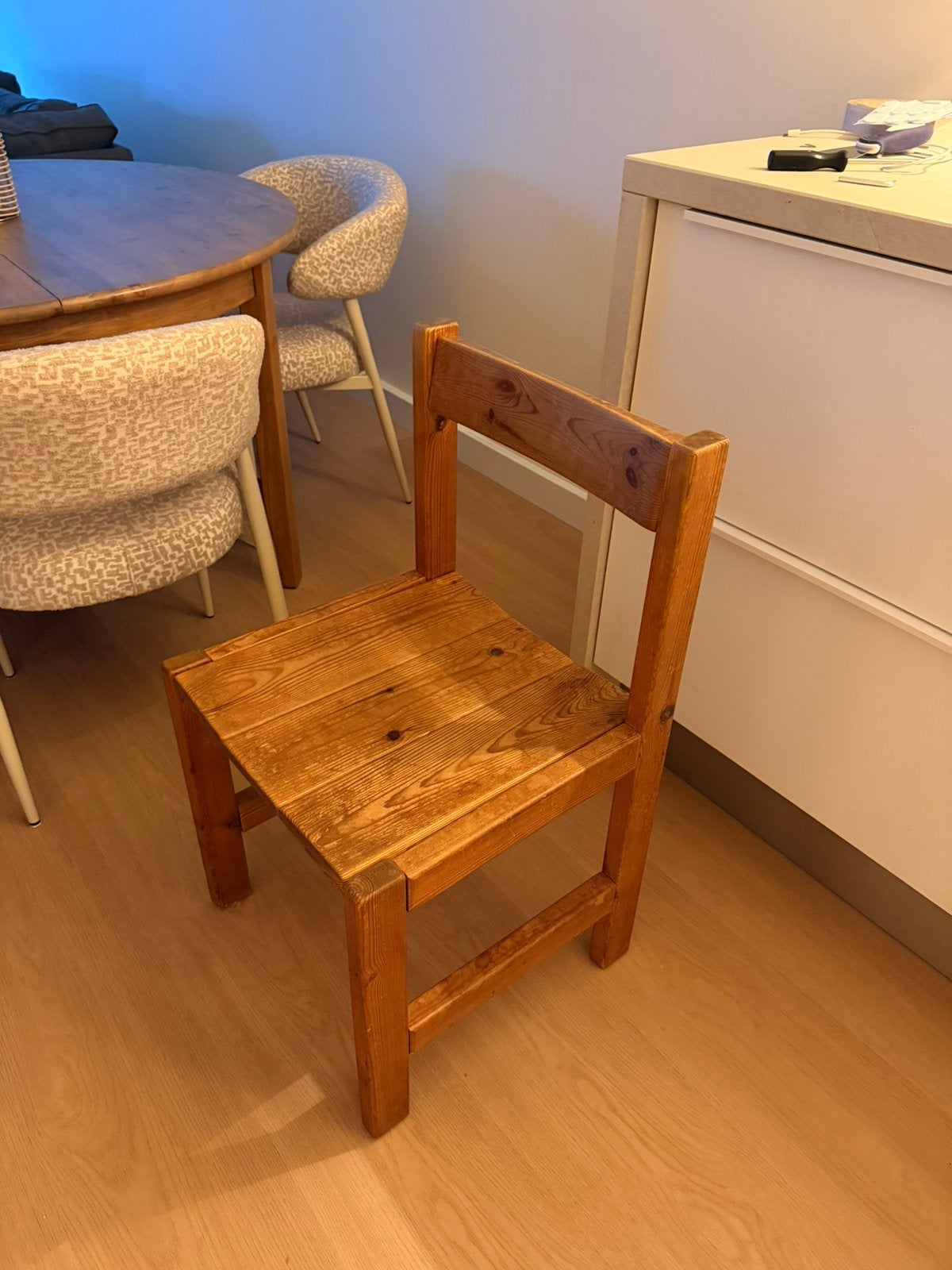 Grenen hout vintage stoel, Huis en Inrichting, Stoelen, Ophalen, Gebruikt