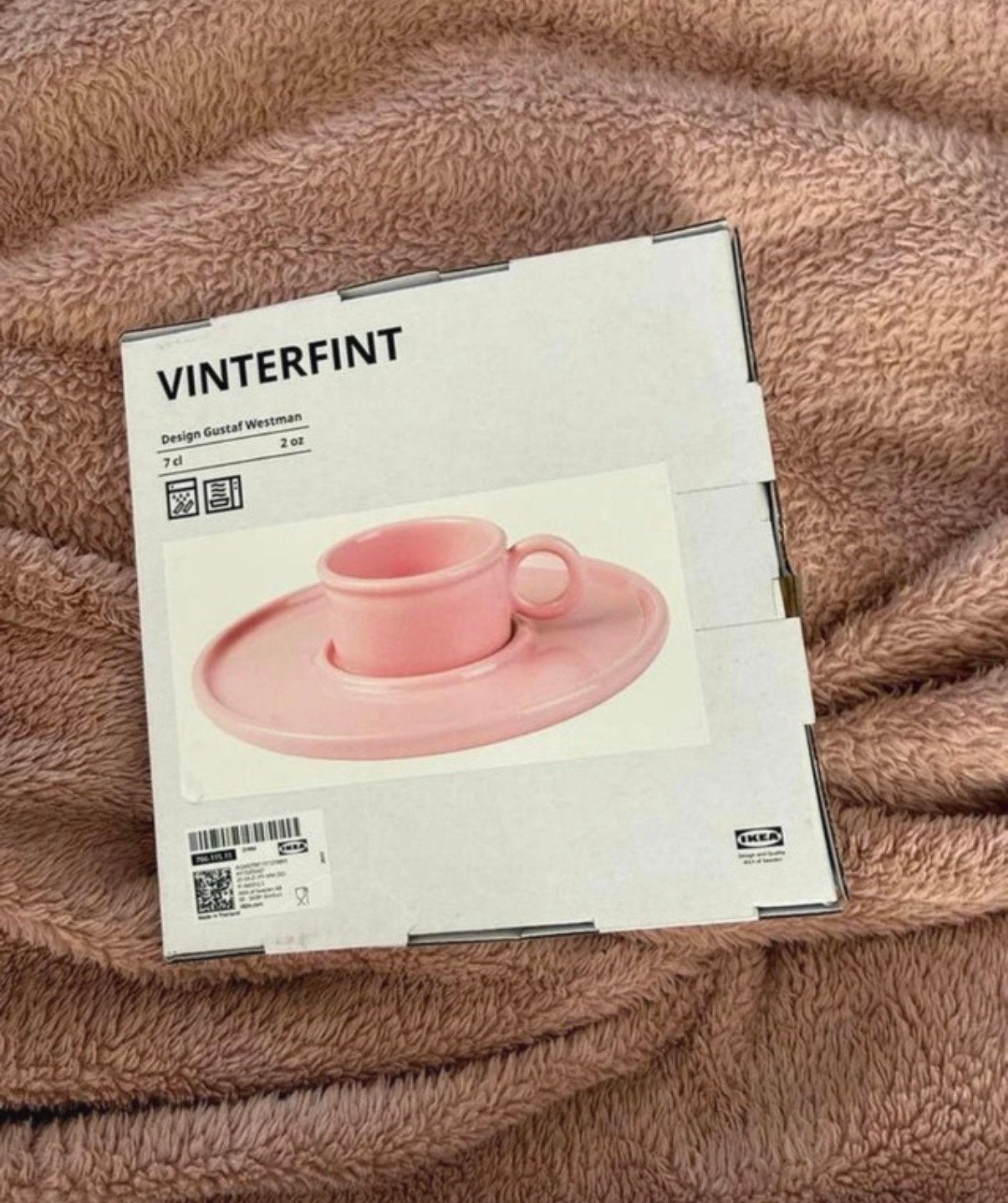 Ikea Vinterfint Kopje met bordje - Gustaf Westman - Roze, Huis en Inrichting, Keramiek, Nieuw, IKEA, Ophalen of Verzenden
