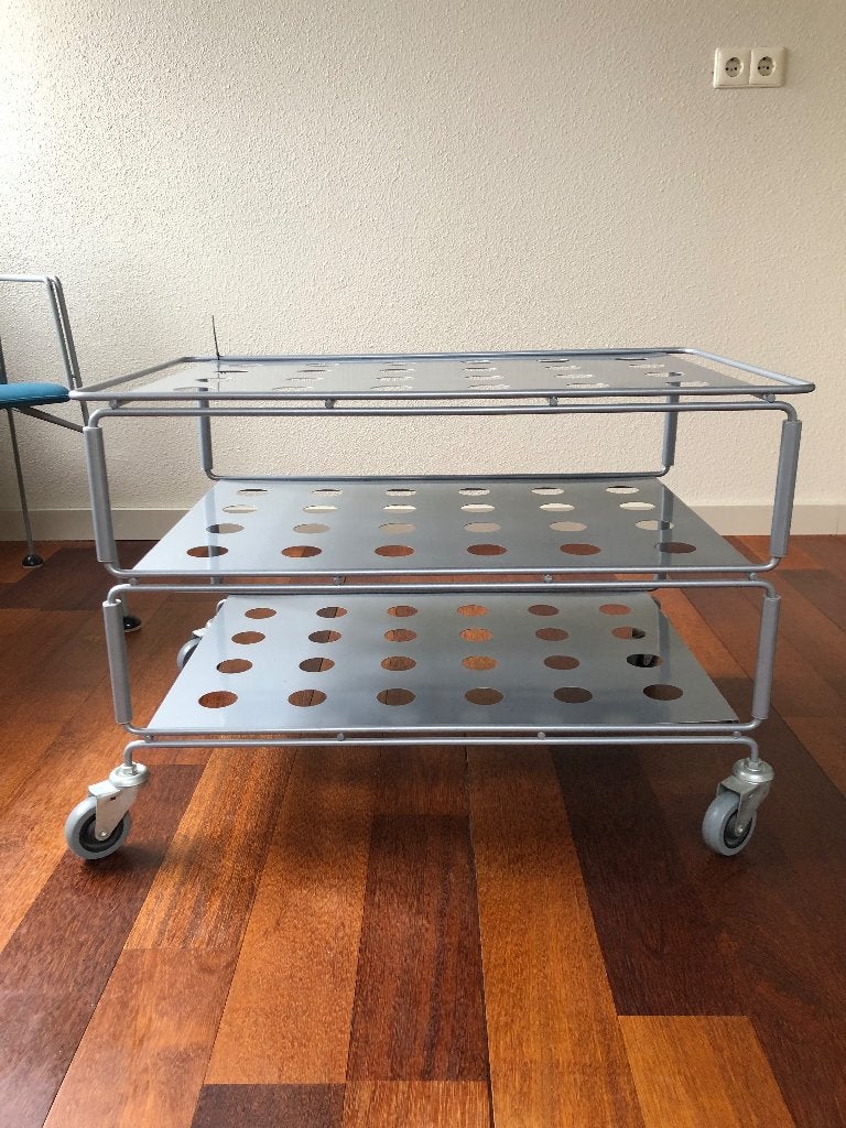 IKEA aluminium TV meubel, Ophalen, 50 tot 100 cm, Zo goed als nieuw, Minder dan 100 cm