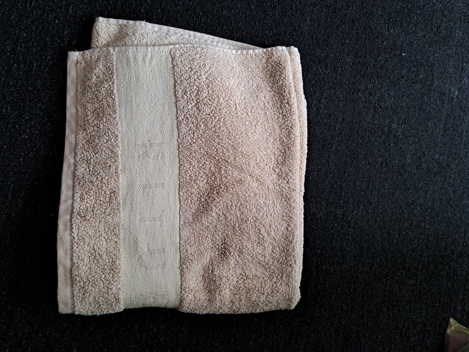 Rituals handdoek, Huis en Inrichting, Badkamer | Badtextiel en Accessoires, Ophalen of Verzenden, Zo goed als nieuw, Beige, Handdoek